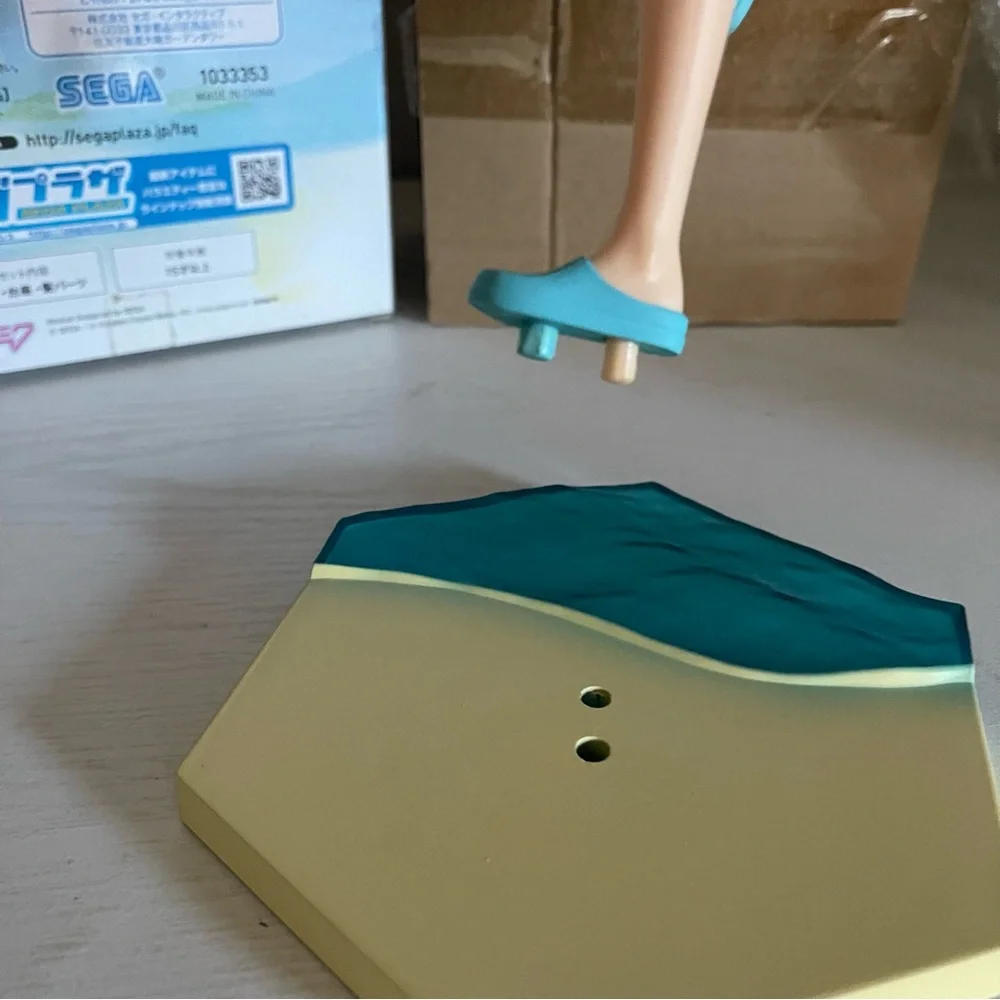 SEGA Hatsune Miku Gradation Resort Figure - Blue